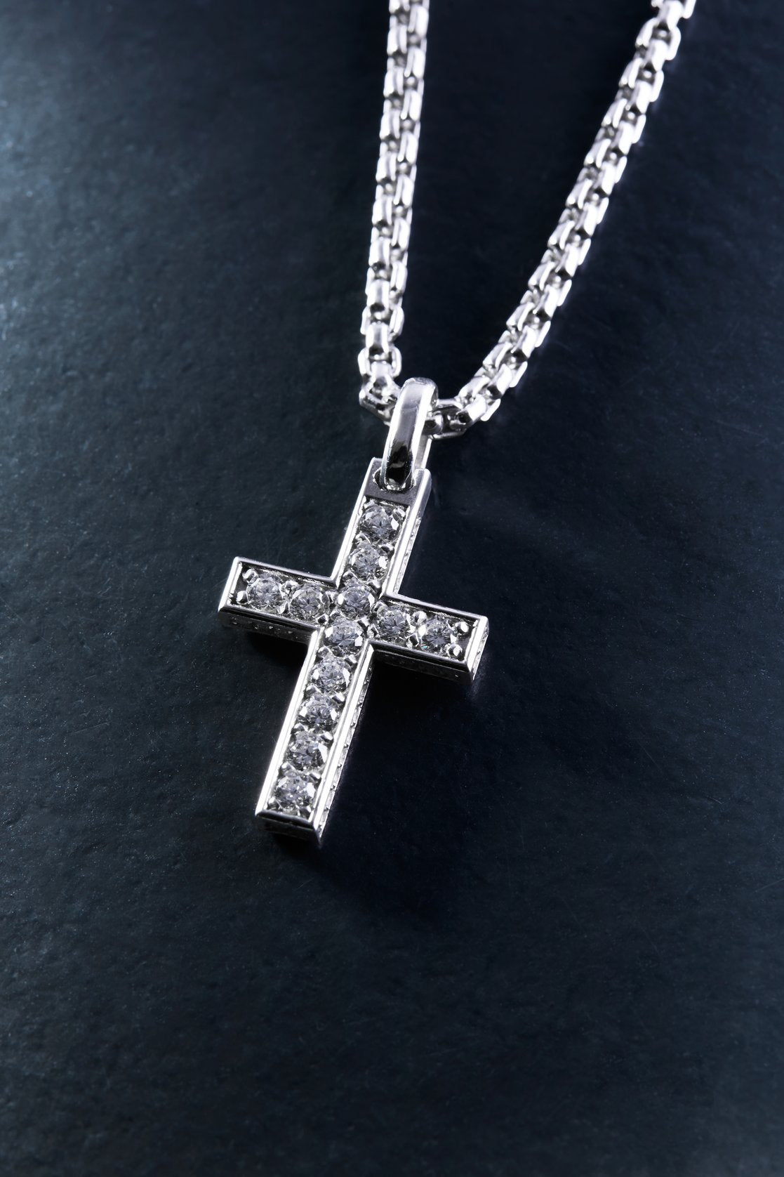 Pavé Cross Pendant