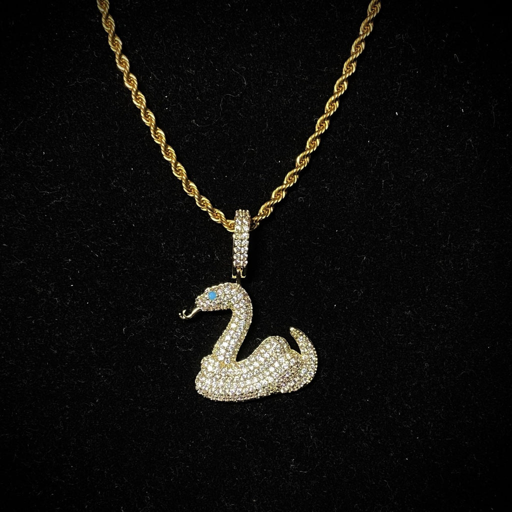 Iced snake pendant Clearance