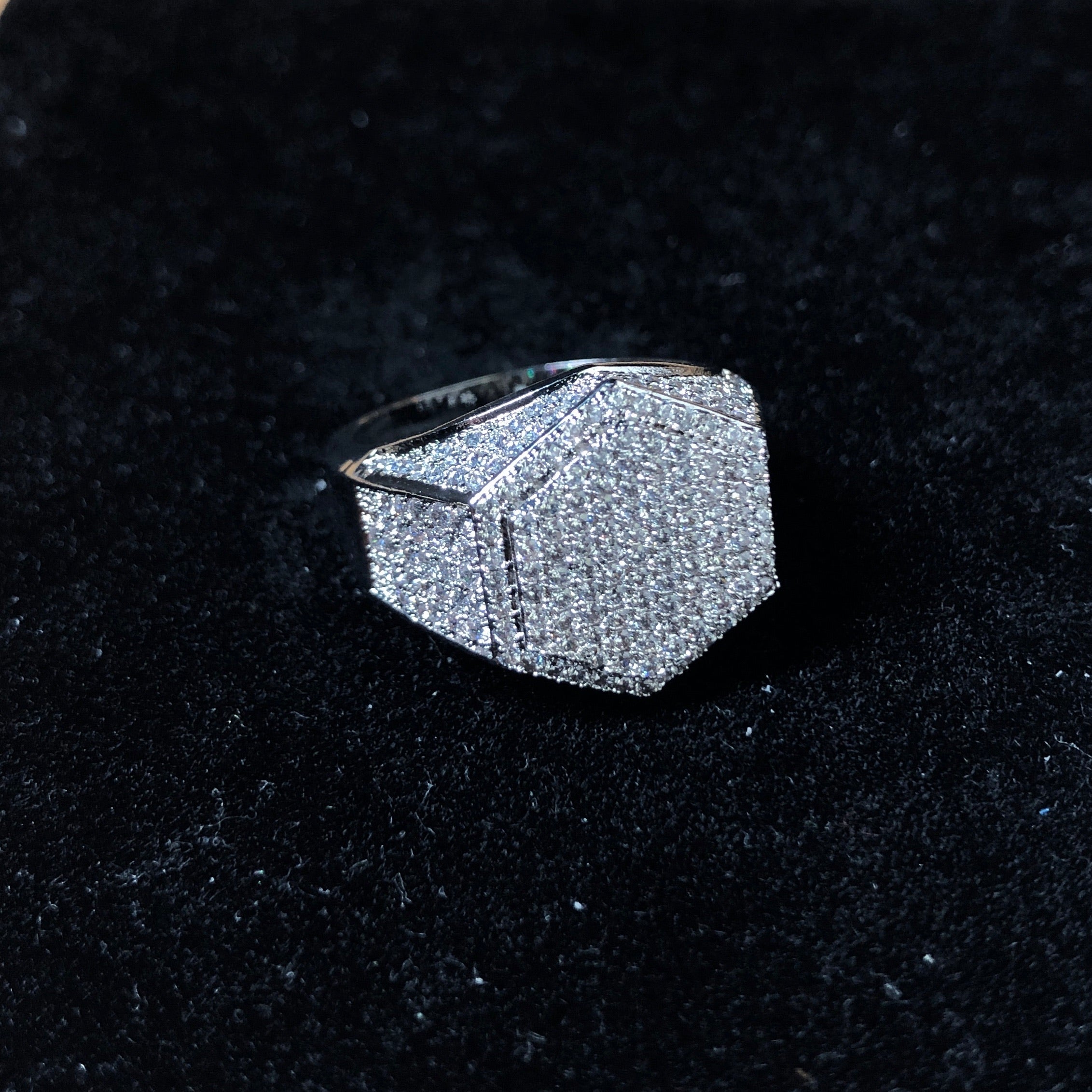 Diamond Hex Ring | Ice Mob
